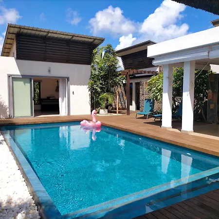 Villa Elenai - Grand Baie - Chic & Modern - Saltwater Pool